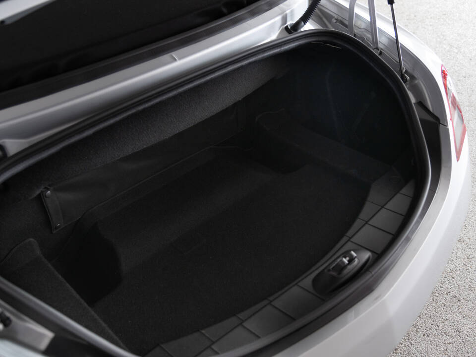 Image 40/48 of Mercedes-Benz SLS AMG Roadster (2012)