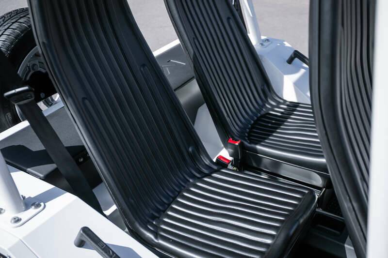 Immagine 39/44 di Mini Moke electric (2021)