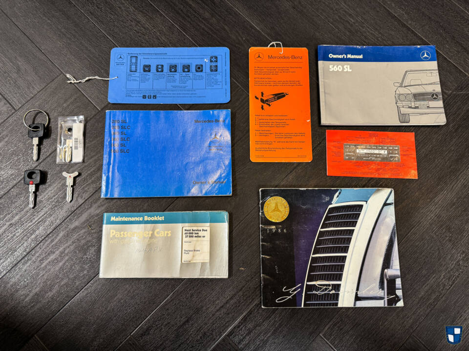 Image 48/85 of Mercedes-Benz 560 SL (1986)