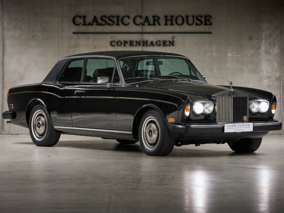 Image 11/99 of Rolls-Royce Corniche I (1979)