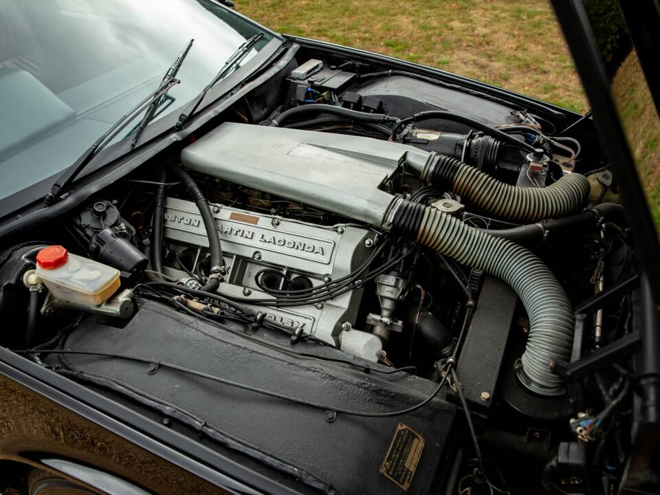 Image 5/43 of Aston Martin Lagonda (1979)