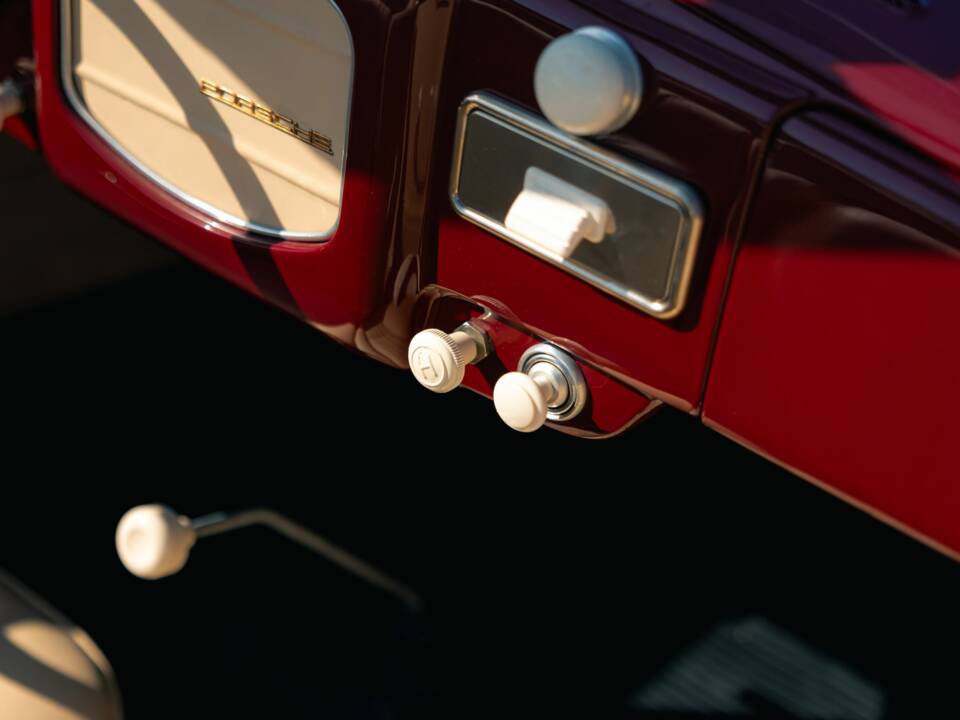 Bild 76/99 von Porsche 356 1500 (1951)