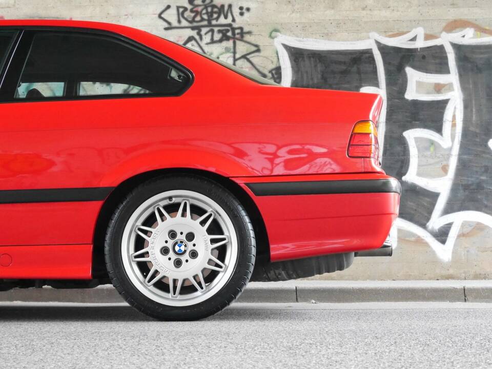 Image 21/25 of BMW M3 (1900)