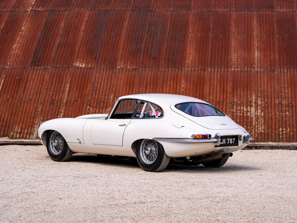 Afbeelding 4/46 van Jaguar E-Type 3.8 (1962)