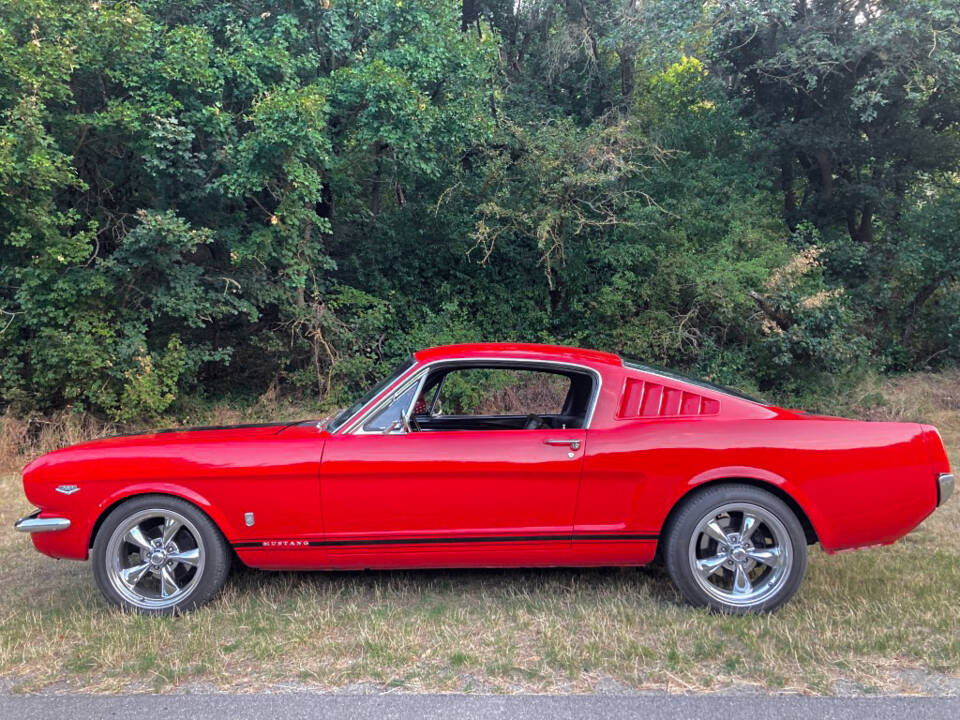 Imagen 2/13 de Ford Mustang 289 (1965)