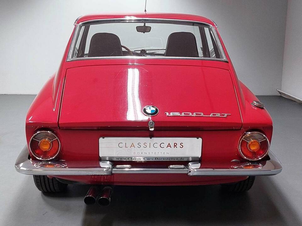 Image 7/15 of BMW 1600 GT (1968)