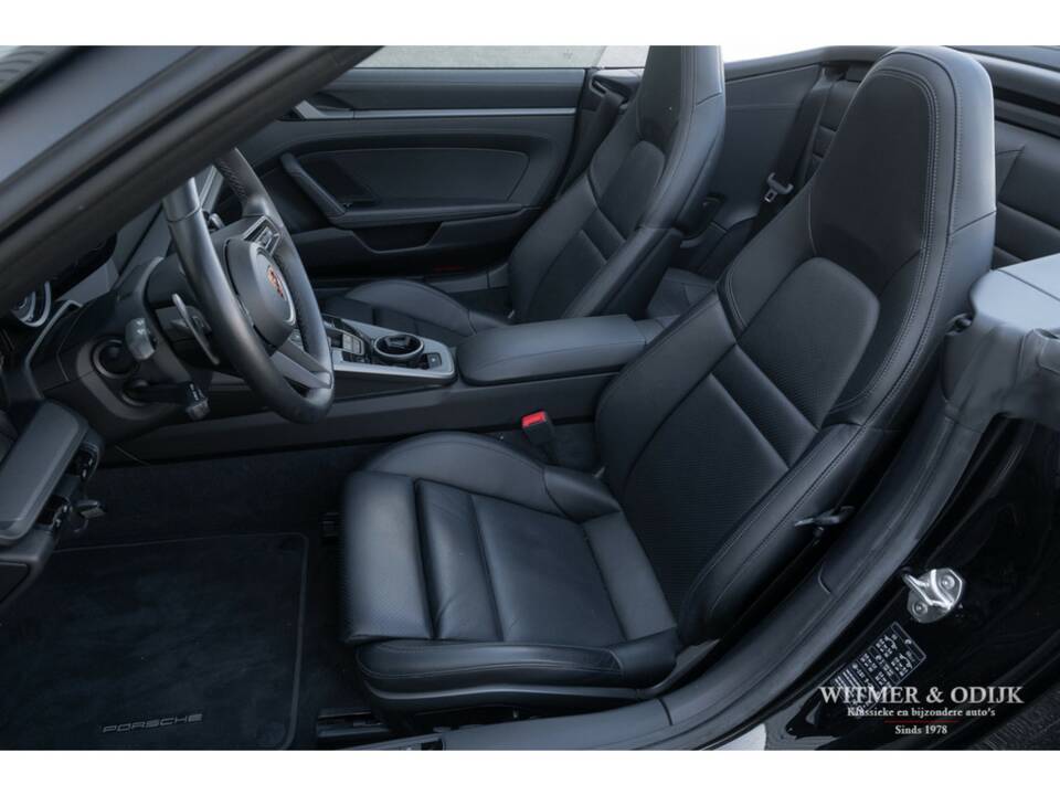 Image 20/44 of Porsche 911 Carrera (2020)