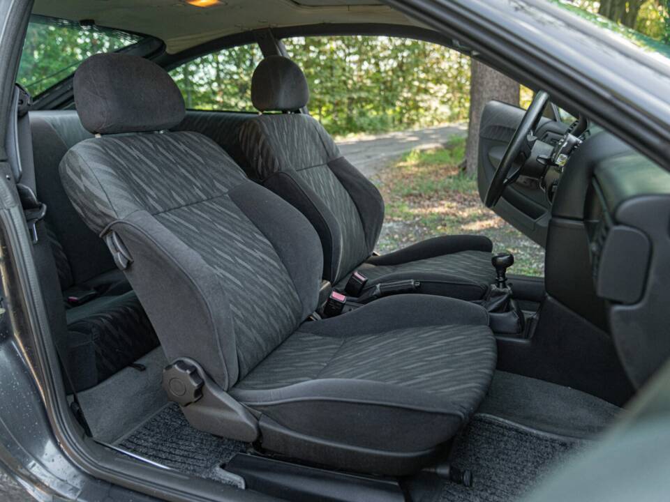 Image 23/50 of Opel Calibra 2,0 4x4 16V (1991)