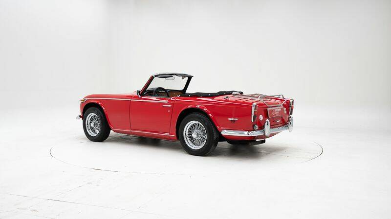 Image 4/15 de Triumph TR 250 (1968)
