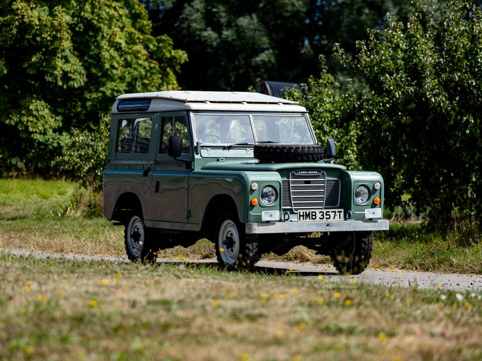 Afbeelding 12/50 van Land Rover 88 (1978)
