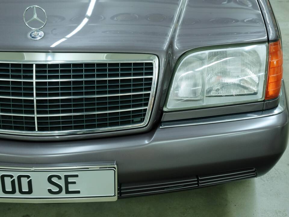 Bild 17/50 von Mercedes-Benz 400 SE (1991)