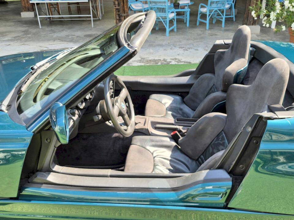 Image 28/76 de BMW Z1 Roadster (1991)