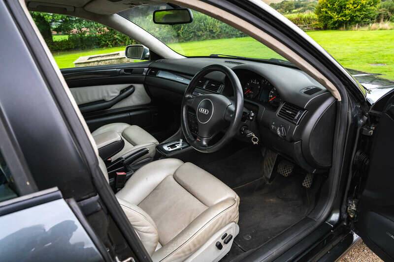 Image 2/50 of Audi RS6 Avant (2003)