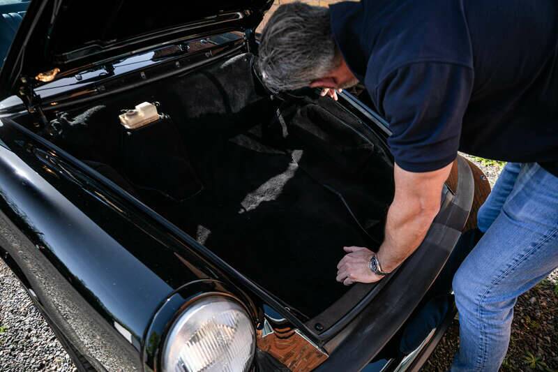 Immagine 41/41 di Porsche 911 Carrera 3.2 (1988)