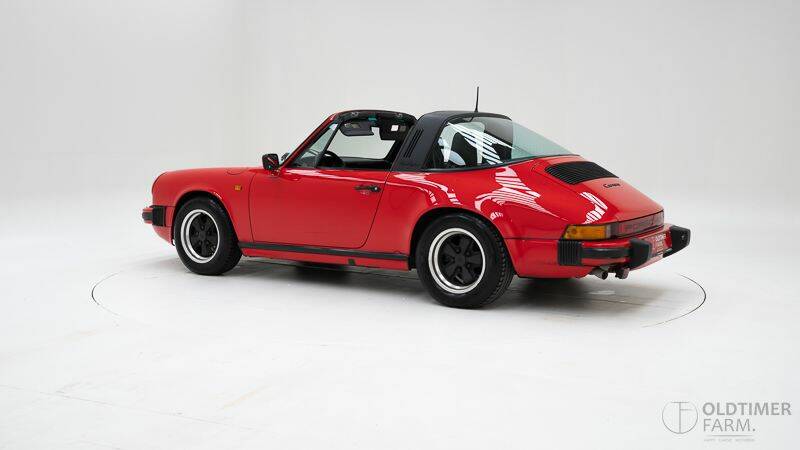 Immagine 4/15 di Porsche 911 Carrera 3.2 (1986)