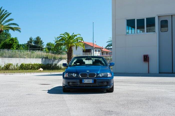 Image 3/5 de BMW 330Ci (2001)