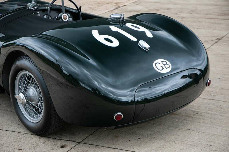 Image 9/35 de Jaguar XK 120 C (C-Type) (2016)