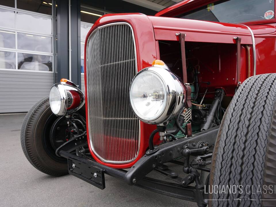 Image 15/43 of Ford Model A (1930)