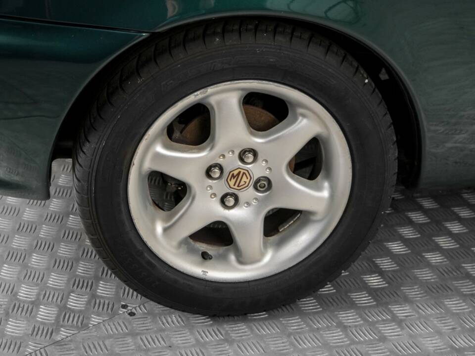 Imagen 34/50 de MG F 1.8i (1996)