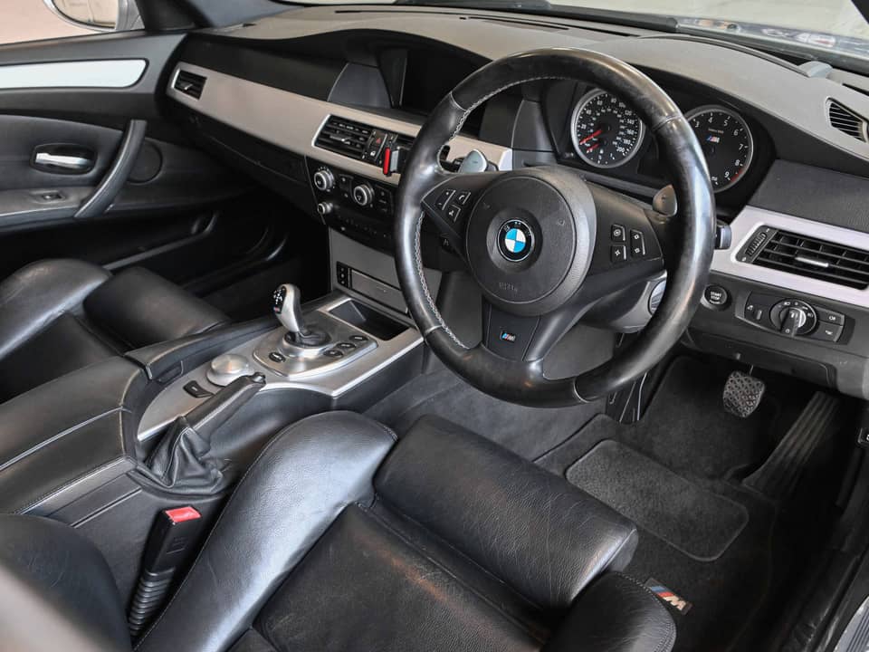 Immagine 8/58 di BMW M5 (2007)