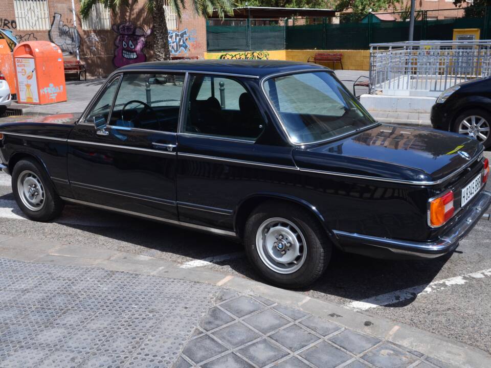 Image 10/55 de BMW 2002 (1975)