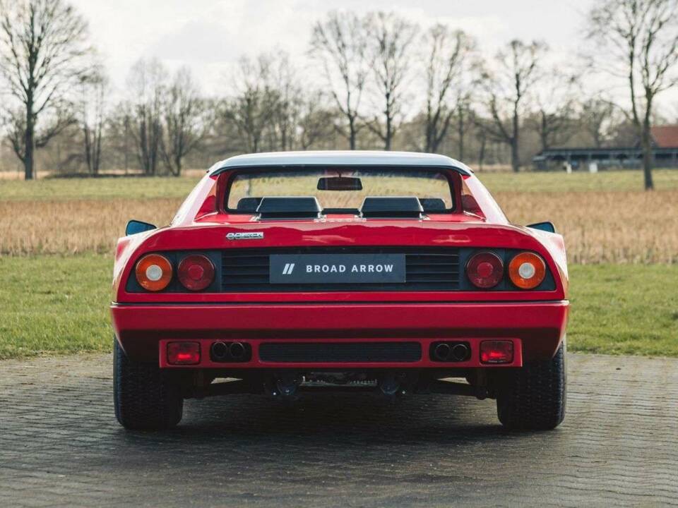 Image 5/25 de Ferrari 512 BBi (1982)