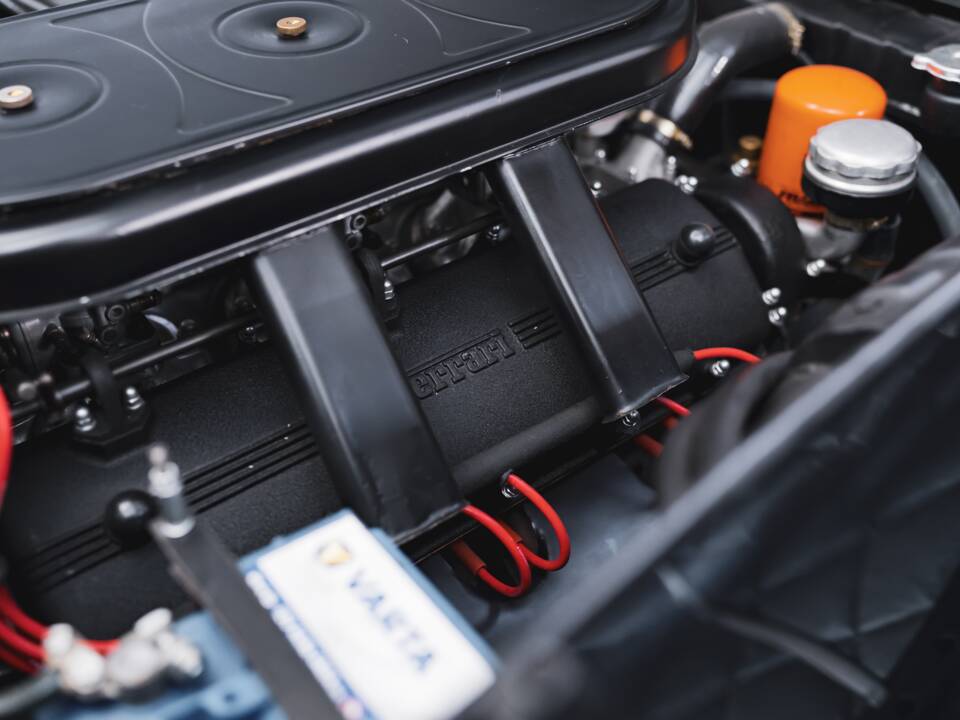 Image 64/100 of Ferrari 330 GT 2+2 (1965)