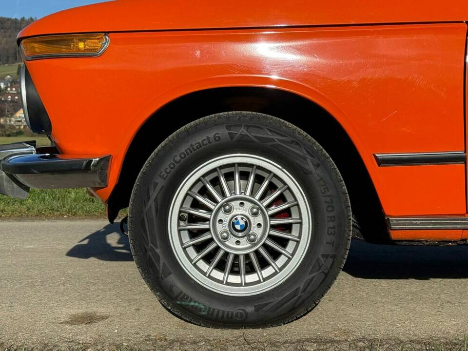 Bild 18/18 von BMW 1502 (1977)