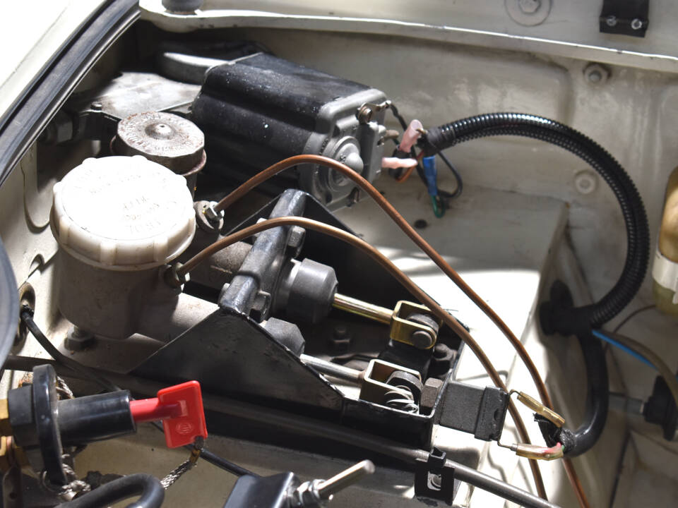 Bild 31/41 von Triumph TR 4A IRS (1965)
