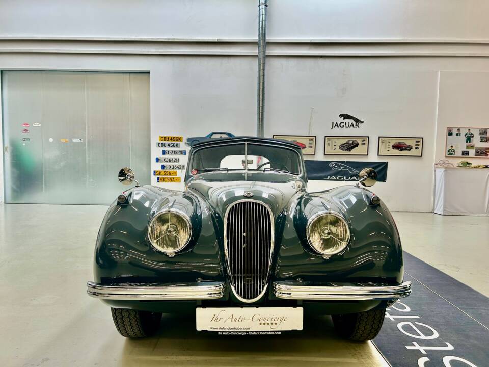 Imagen 10/27 de Jaguar XK 120 DHC (1953)