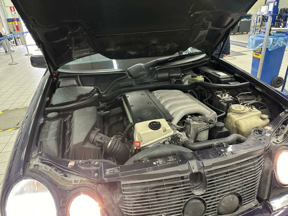 Afbeelding 6/12 van Mercedes-Benz E 300 Turbodiesel (1998)