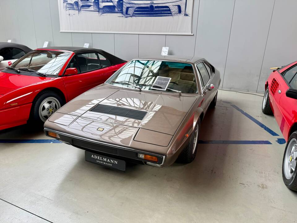 Bild 1/21 von Ferrari Dino 308 GT4 (1975)