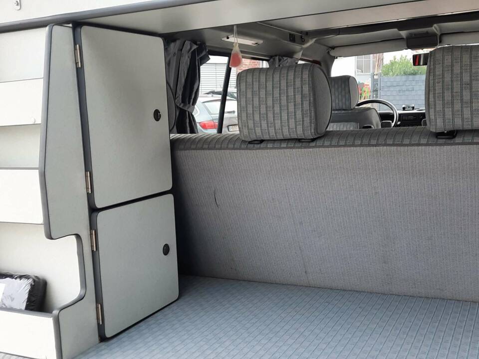 Bild 15/24 von Volkswagen T4 California 2.4 D (1994)