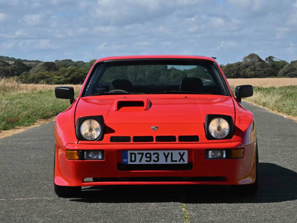 Image 14/50 of Porsche 924 Carrera GT (1986)