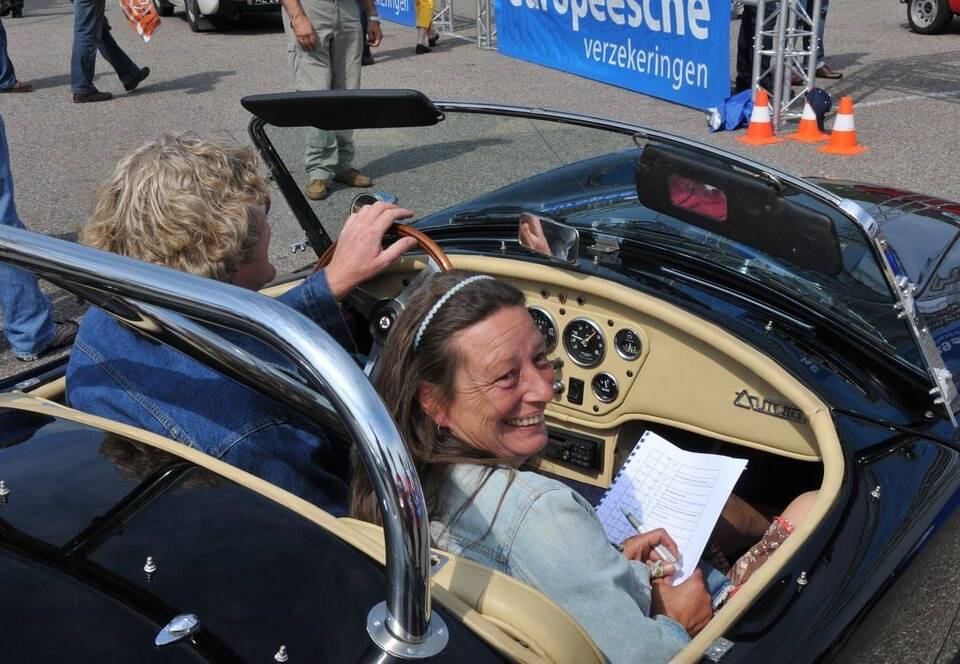 Imagen 15/27 de Aurora GRX (1981)