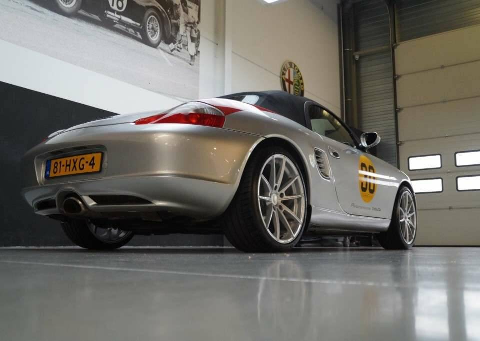 Immagine 36/50 di Porsche Boxster (2003)