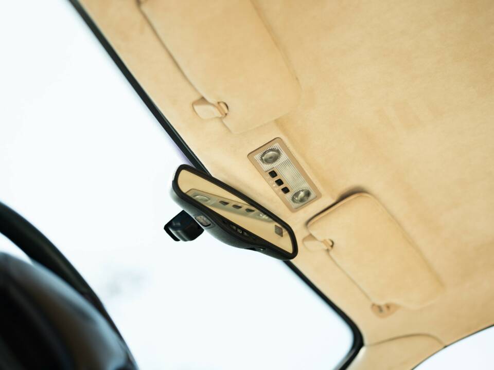 Bild 23/42 von Aston Martin DB 7 GTA (2003)