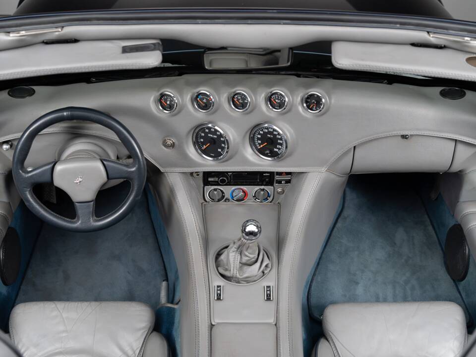 Image 18/29 of Wiesmann Roadster MF28 (1999)