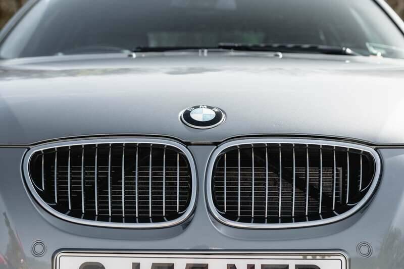 Bild 25/50 von BMW 550i (2006)