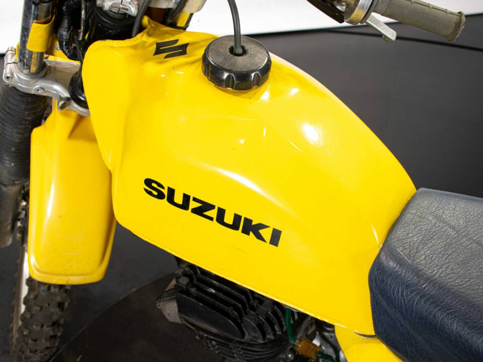 Afbeelding 37/46 van Suzuki PE 175 (1981)
