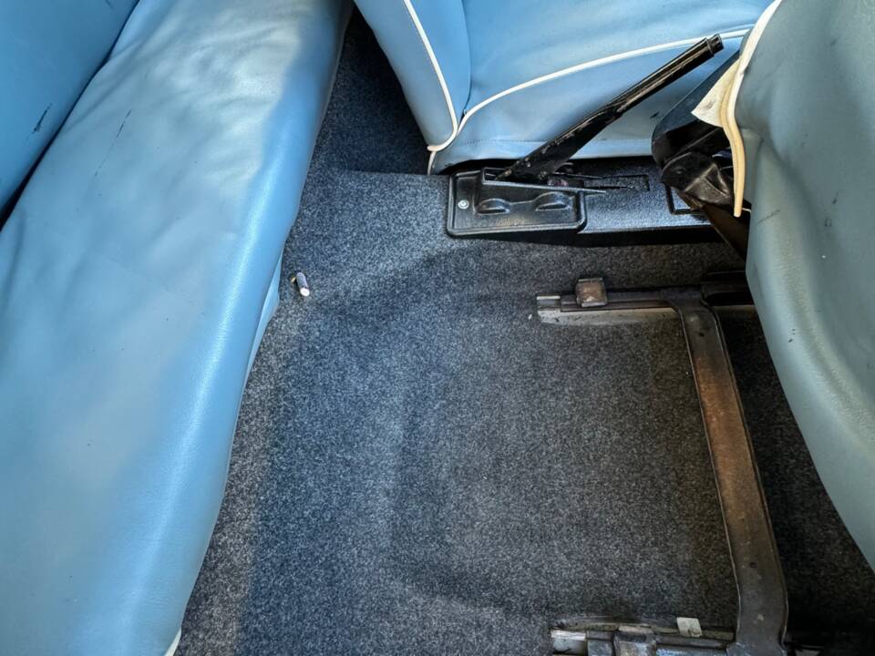 Bild 17/37 von FIAT 500 L (1971)