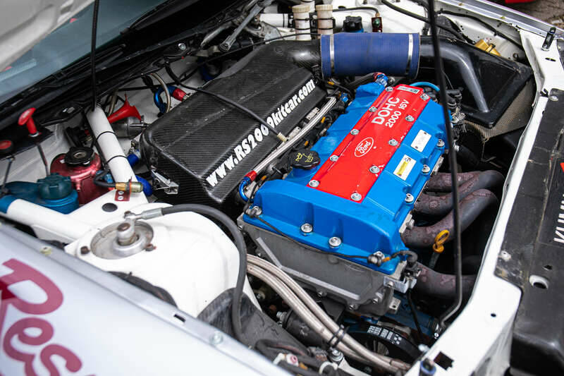 Imagen 18/41 de Ford Escort RS 2000 (1997)