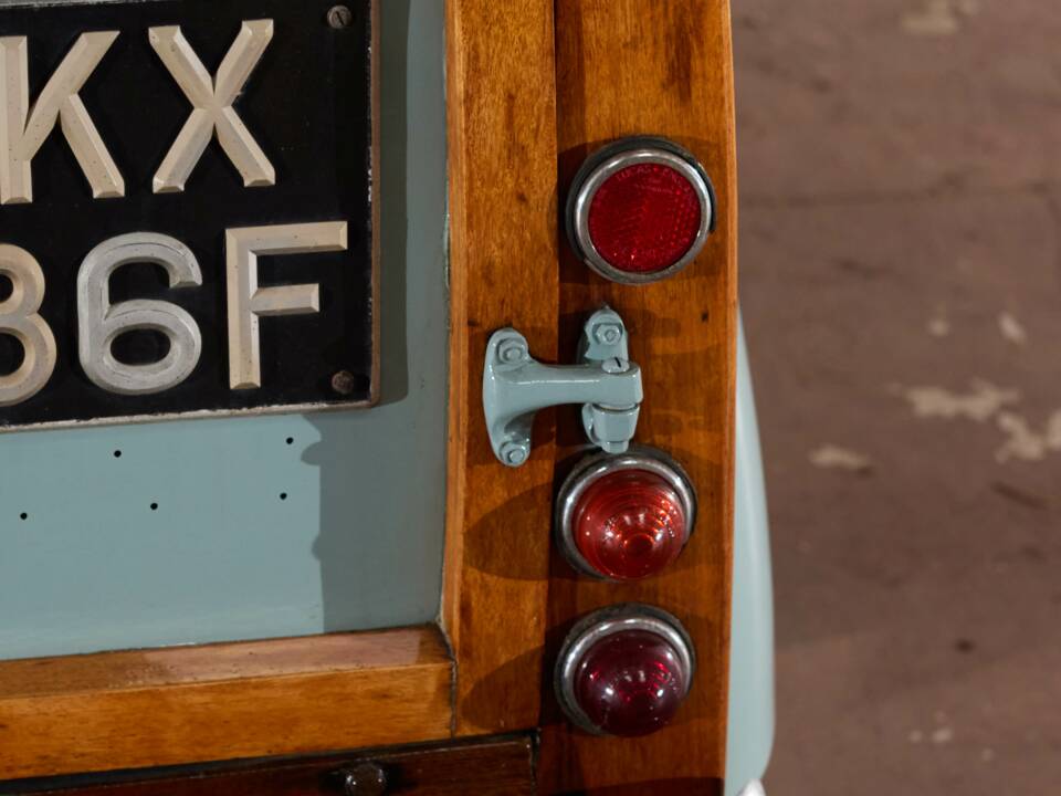 Bild 25/42 von Morris Minor 1000 Traveller (1967)