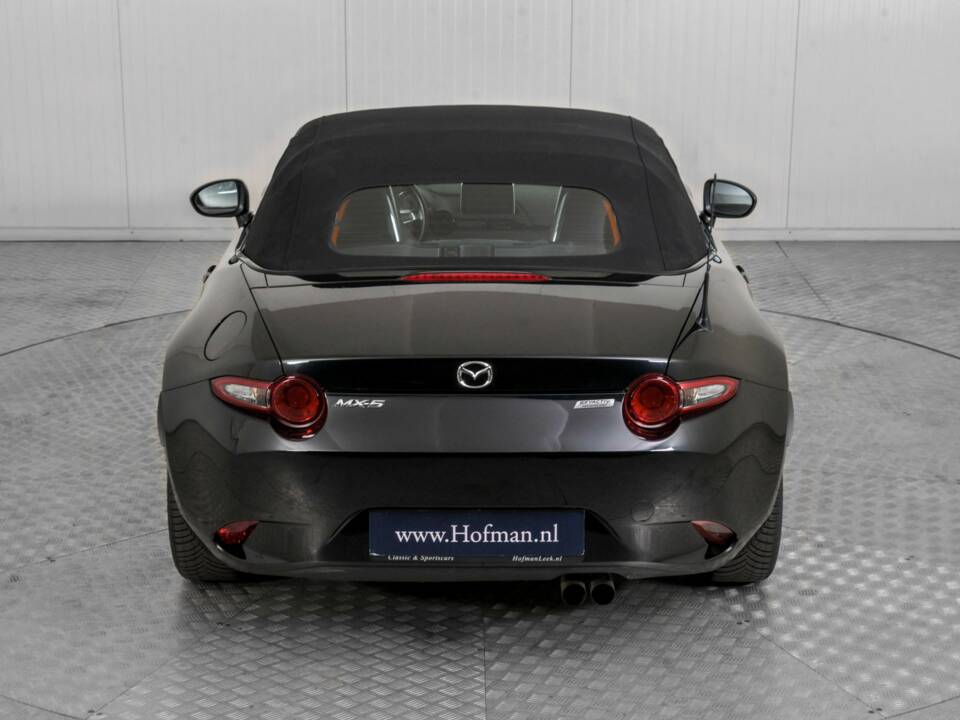 Imagen 42/50 de Mazda MX-5 1.5 (2016)