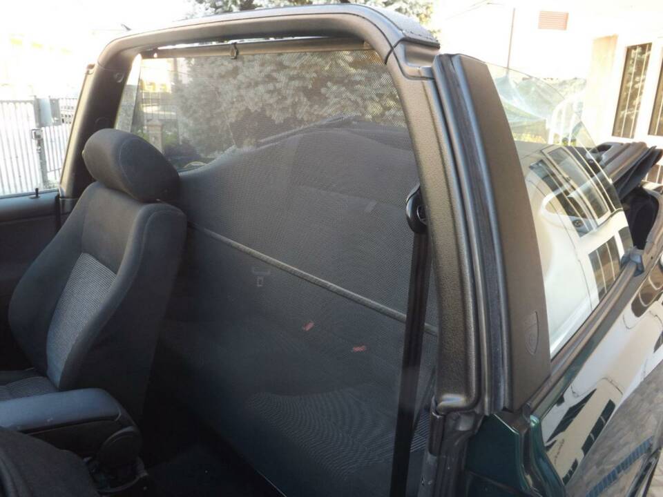 Image 18/50 of Volkswagen Golf III Cabrio 1.6 (1998)