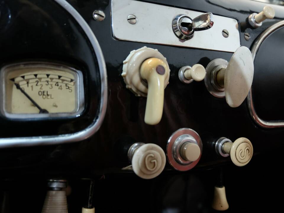 Image 30/33 de BMW 327 (1940)