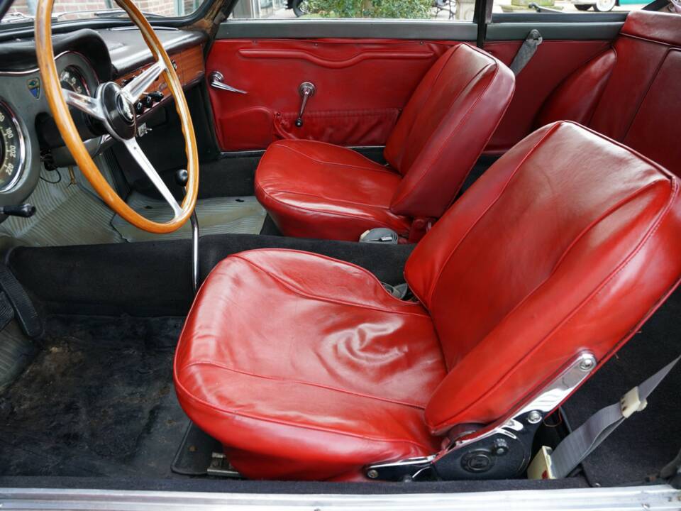 Image 3/7 of Lancia Flaminia SuperSport Zagato (1968)