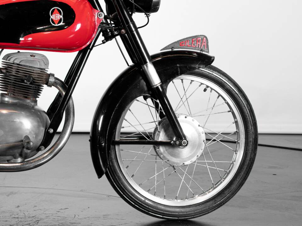 Bild 34/50 von Gilera 150 Sport (1954)