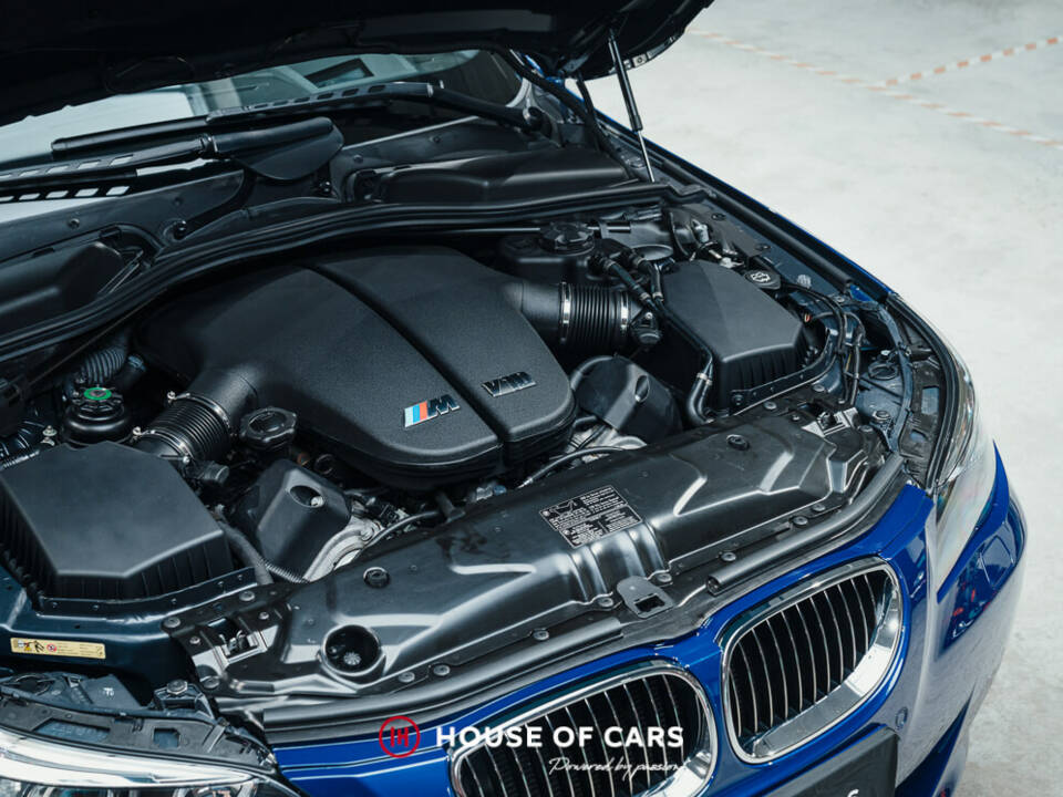 Bild 13/25 von BMW M5 (2005)