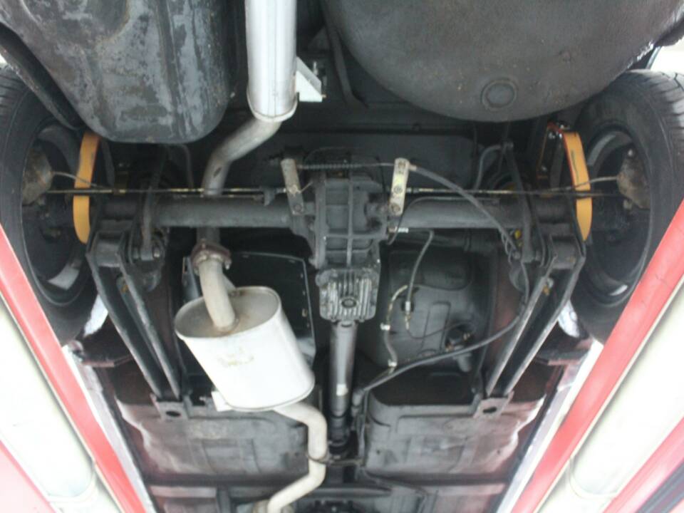 Image 14/50 of Alfa Romeo Giulia GT 1300 Junior (1971)